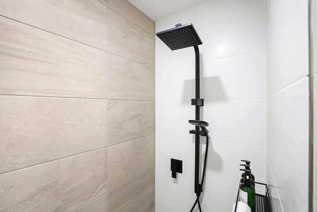 City Escape At Loft Apartments - Cairns Cbd Australia